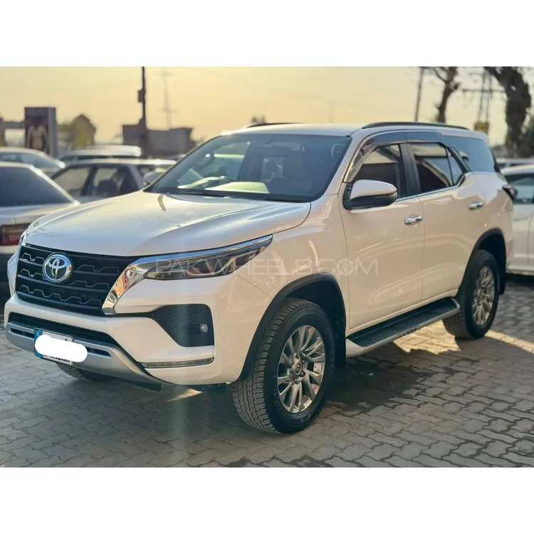 Toyota Fortuner 2021 for sale in Peshawar