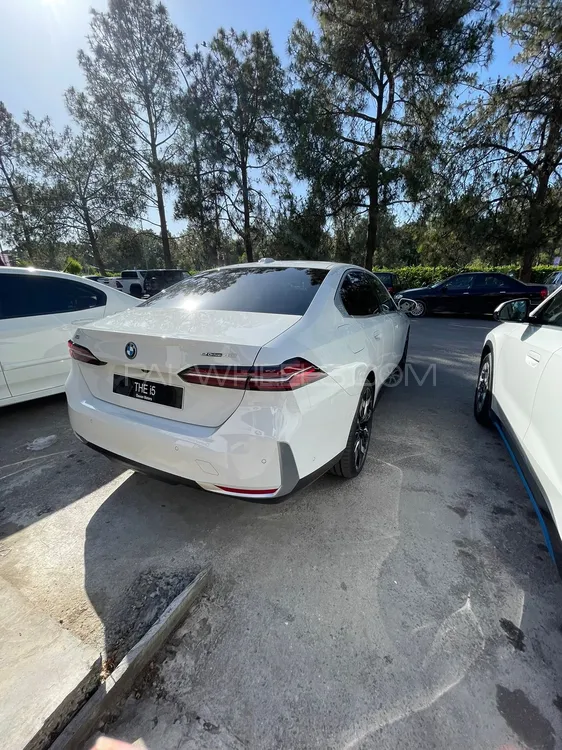 BMW i5 2024 for Sale in Islamabad BMW i5 2024 for Sale in Islamabad Image-5