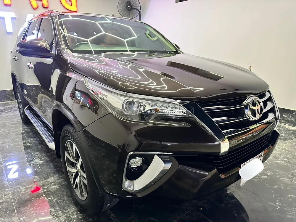 Toyota Fortuner 2018 for sale in Lahore