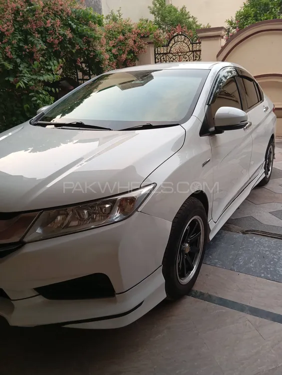 Honda Grace Hybrid 2015 for sale in Sialkot