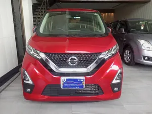 Nissan Dayz Highway star S hybrid X pro pilot 2021 for Sale