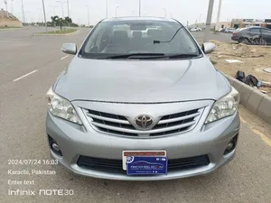 Toyota Corolla Altis Cruisetronic 1.6 2013 for Sale