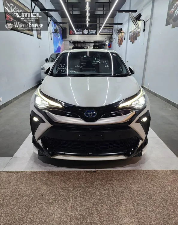 Toyota C-HR 2020 for Sale in Karachi Image-1