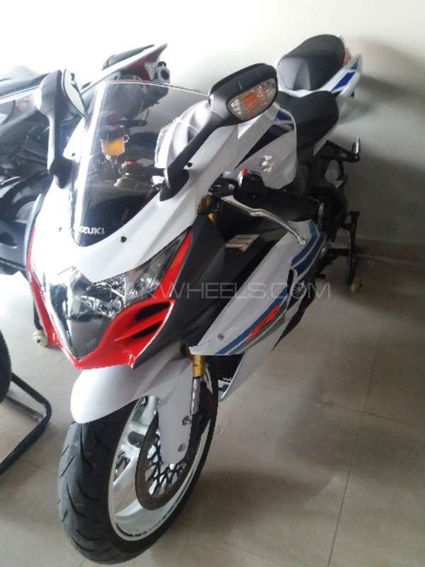 Used Suzuki GSX-R1000 2013 Bike for sale in Lahore ...