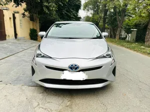 Toyota Prius S 2018 for Sale