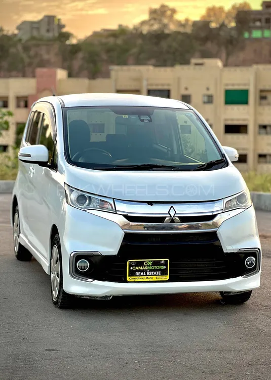 مٹسوبیشی ای کے کسٹم 2015 for Sale in اسلام آباد Image-1