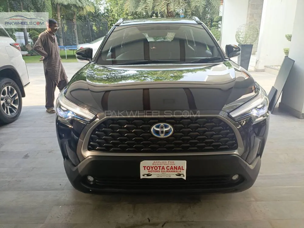 Toyota Corolla Cross 2024 for Sale in Lahore Image-1