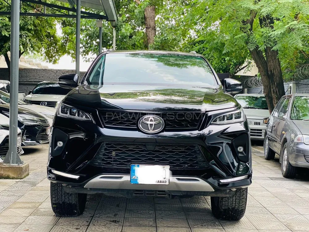 Toyota Fortuner 2023 for Sale in Islamabad Image-1