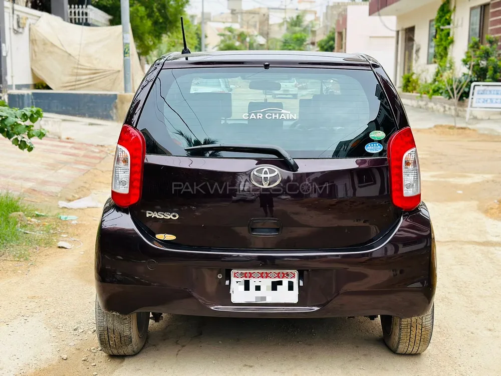 Toyota Passo 2015 for sale in Karachi