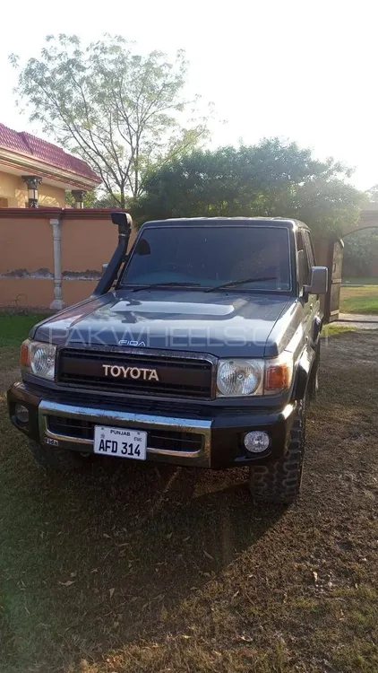 Toyota Prado 1987 for Sale in Faisalabad Image-1