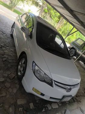 Honda Civic VTi Oriel 1.8 i-VTEC 2011