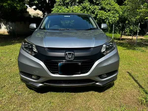 Honda Vezel Hybrid X 2014 for Sale