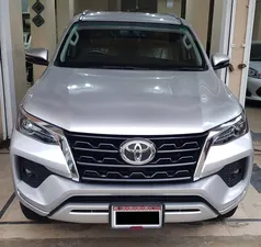 Toyota Fortuner 2.7 V 2023 for Sale