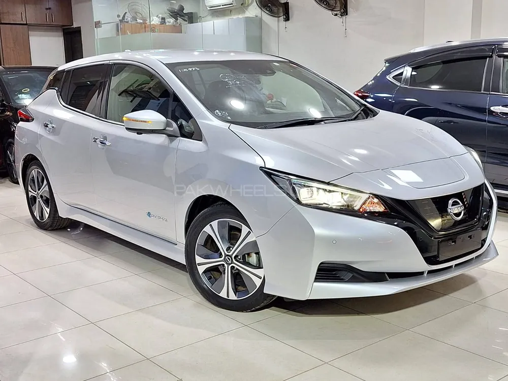 Nissan Leaf 2021 for Sale in Karachi Image-1