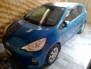 Toyota Aqua S 2013 for Sale