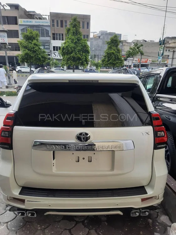 Toyota Prado 2019 for Sale in Lahore Toyota Prado 2019 for Sale in Lahore Image-3