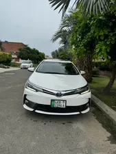 Toyota Corolla Altis Grande CVT-i 1.8 2017 for Sale