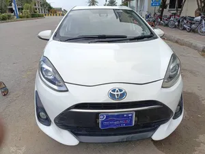 Toyota Aqua S 2017 for Sale