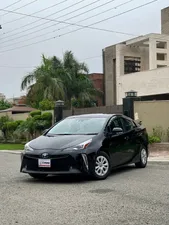 Toyota Prius S Touring Selection 2021 for Sale