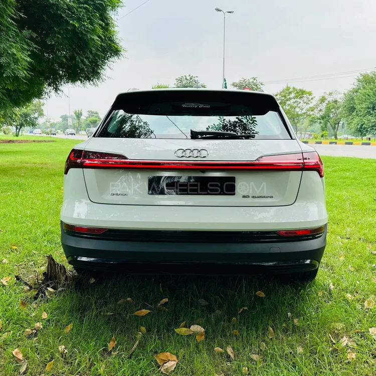 Audi e-tron 2020 for Sale in Lahore Audi e-tron 2020 for Sale in Lahore Image-6