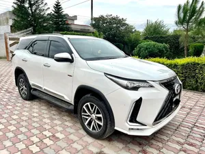 Toyota Fortuner 2.7 V 2021 for Sale