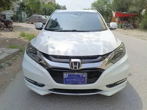 Honda Vezel Hybrid Z 2015 for Sale