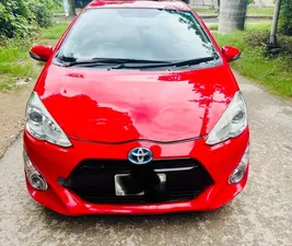 Toyota Aqua 2015 for Sale