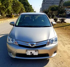 Toyota Corolla Axio Hybrid 1.5 2014 for Sale