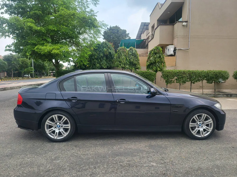 BMW 3 Series 2006 for Sale in Lahore BMW 3 Series 2006 for Sale in Lahore Image-17