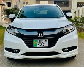 Honda Vezel Hybrid Z 2016 for Sale