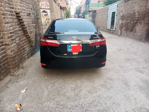 Toyota Corolla XLi VVTi 2015 for Sale