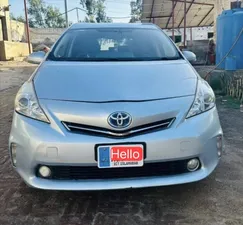 Toyota Prius Alpha G 2014 for Sale