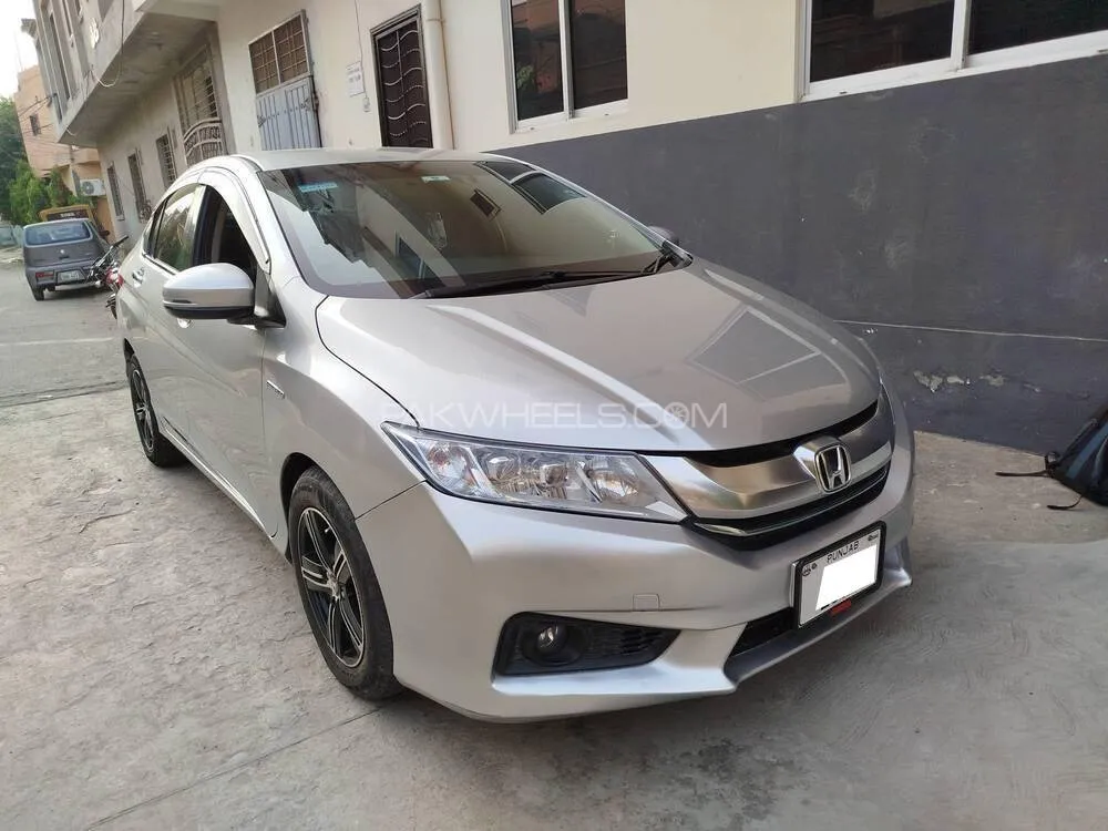 Honda Grace Hybrid 2015 for sale in Lahore