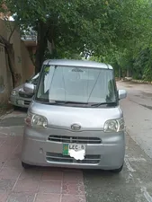 Daihatsu Tanto Custom L 2011 for Sale