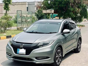 Honda Vezel Hybrid Z 2014 for Sale