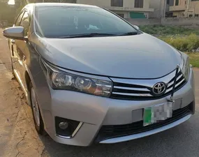 Toyota Corolla Altis CVT-i 1.8 2014 for Sale