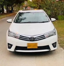 Toyota Corolla Altis Grande CVT-i 1.8 2014 for Sale