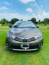 Toyota Corolla Altis Grande CVT-i 1.8 2015 for Sale