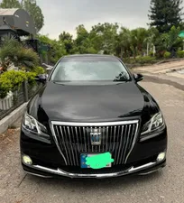 Toyota Crown Athlete S Package 2014 for Sale