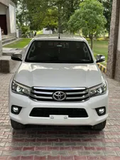 Toyota Hilux Revo V Automatic 2.8 2019 for Sale