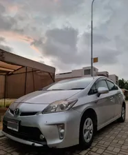 Toyota Prius S LED Edition 1.8 2013 for Sale