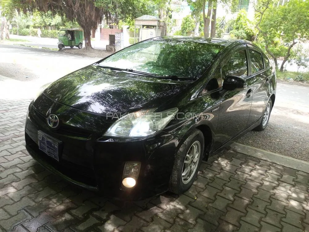 Toyota Prius 2009 for Sale in Lahore Toyota Prius 2009 for Sale in Lahore Image-2