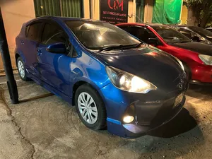 Toyota Aqua S 2012 for Sale