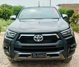 Toyota Hilux Revo V Automatic 2.8 2021 for Sale