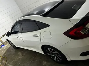 Honda Civic Turbo 1.5 VTEC CVT 2016 for Sale