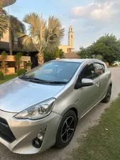 Toyota Aqua S 2015 for Sale