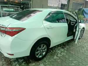 Toyota Corolla Altis Automatic 1.6 2015 for Sale