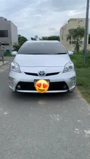 Toyota Prius S 1.8 2013 for Sale