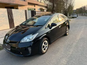 Toyota Prius S LED Edition 1.8 2012 for Sale