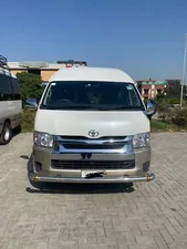 Toyota Hiace Grand Cabin 2017 for Sale